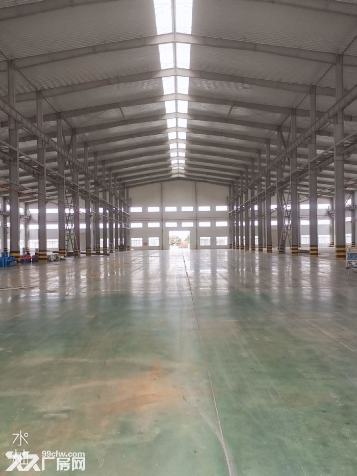 河西工业园7000平米/25元标准厂房，采光极佳，证件齐全！